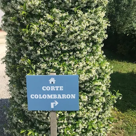 Corte Colombaron Apartman